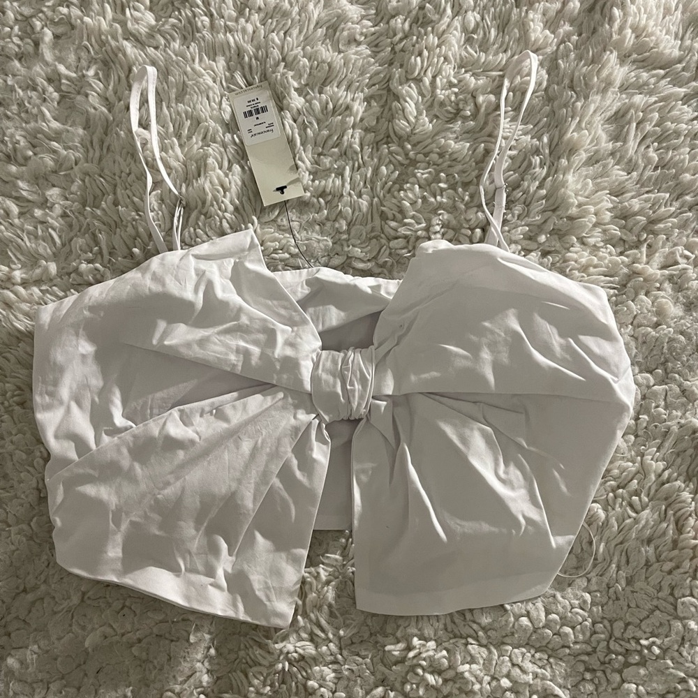 Francesca’s White Bow Crop Top